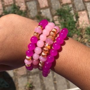 Stretch bracelet, multicolor, pink, fuchsia, pink. Size 7 1/2